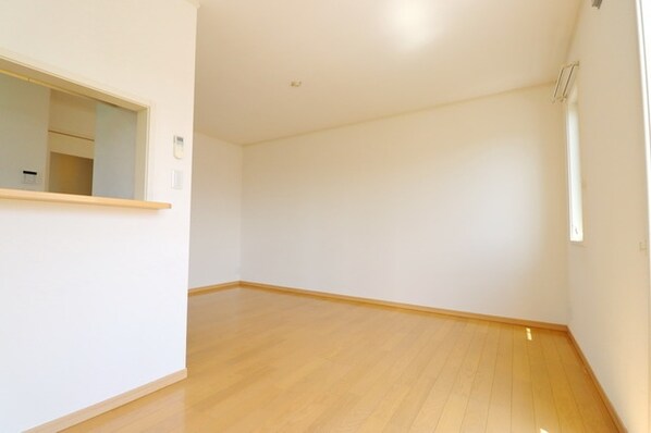 レフィナードの物件内観写真